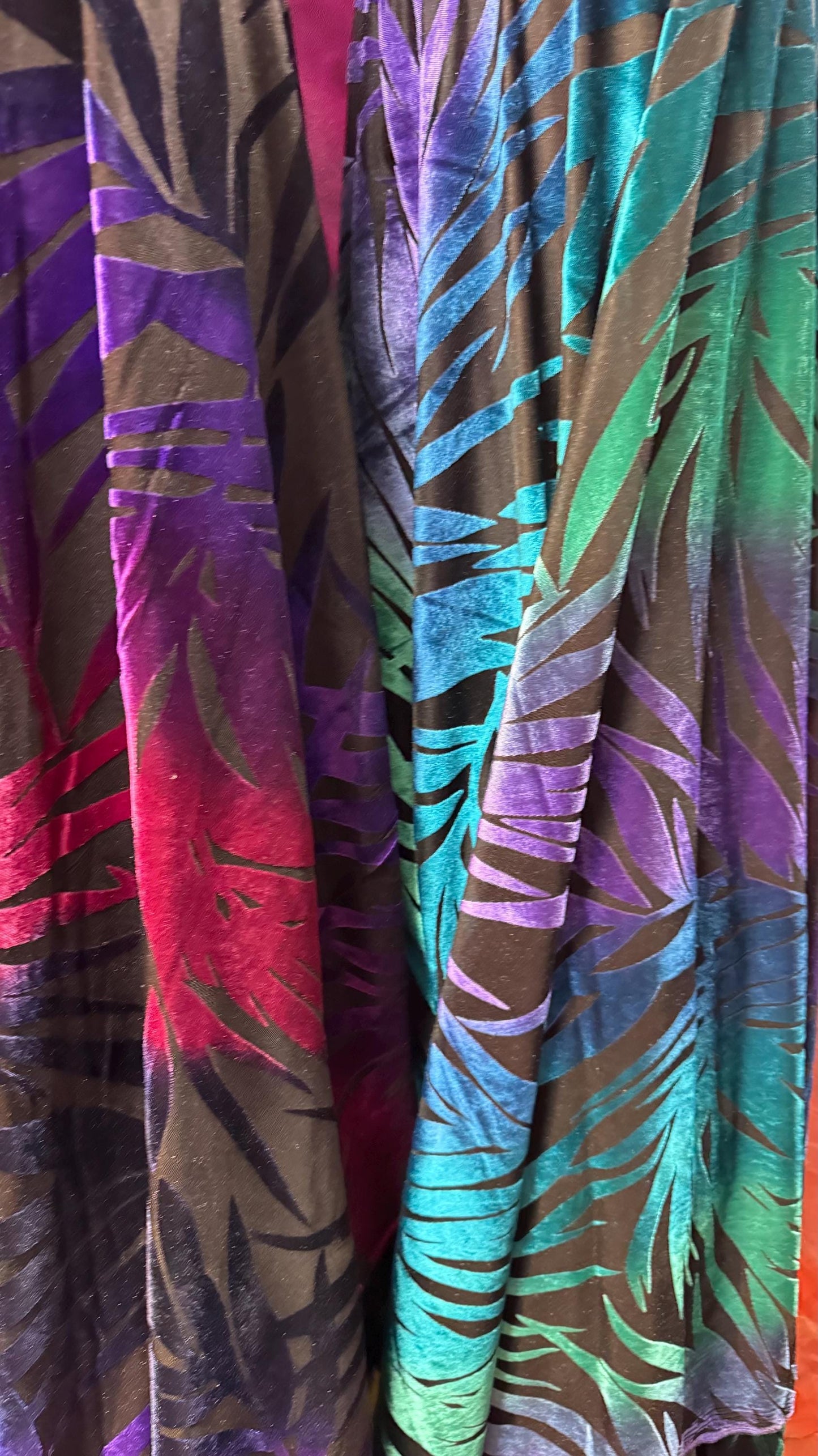 NEW Burnout Silky stretch velvet Leaf abstract design Italian High quality 4way stretch 58/50" Sold by the YD. Ships worldwide from L.A