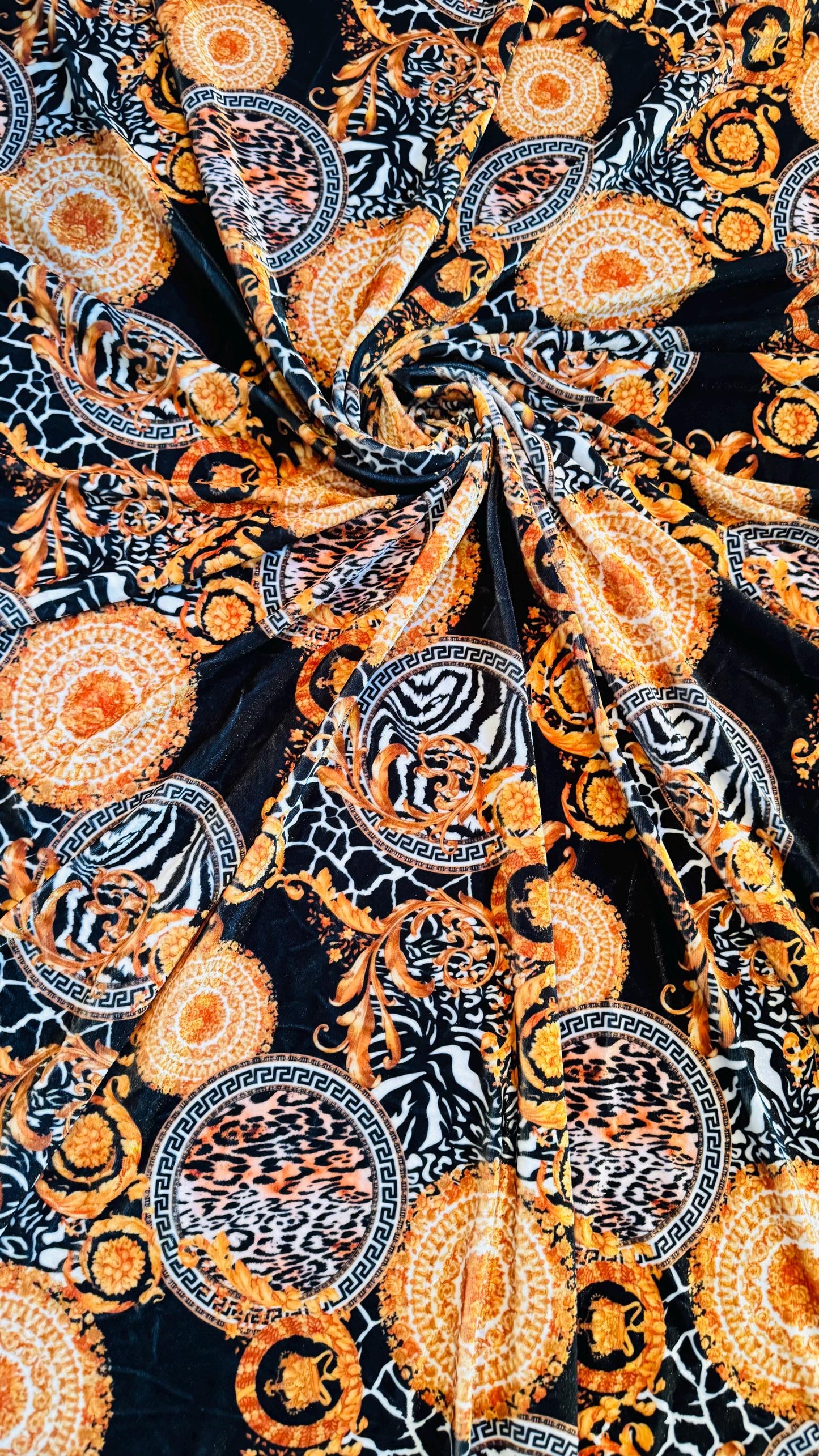 New Fashion Brand design print on heavy stretch velvet 4way stretch 58/60" Sold by the YD. Ships worldwide from Los Ángeles California USA