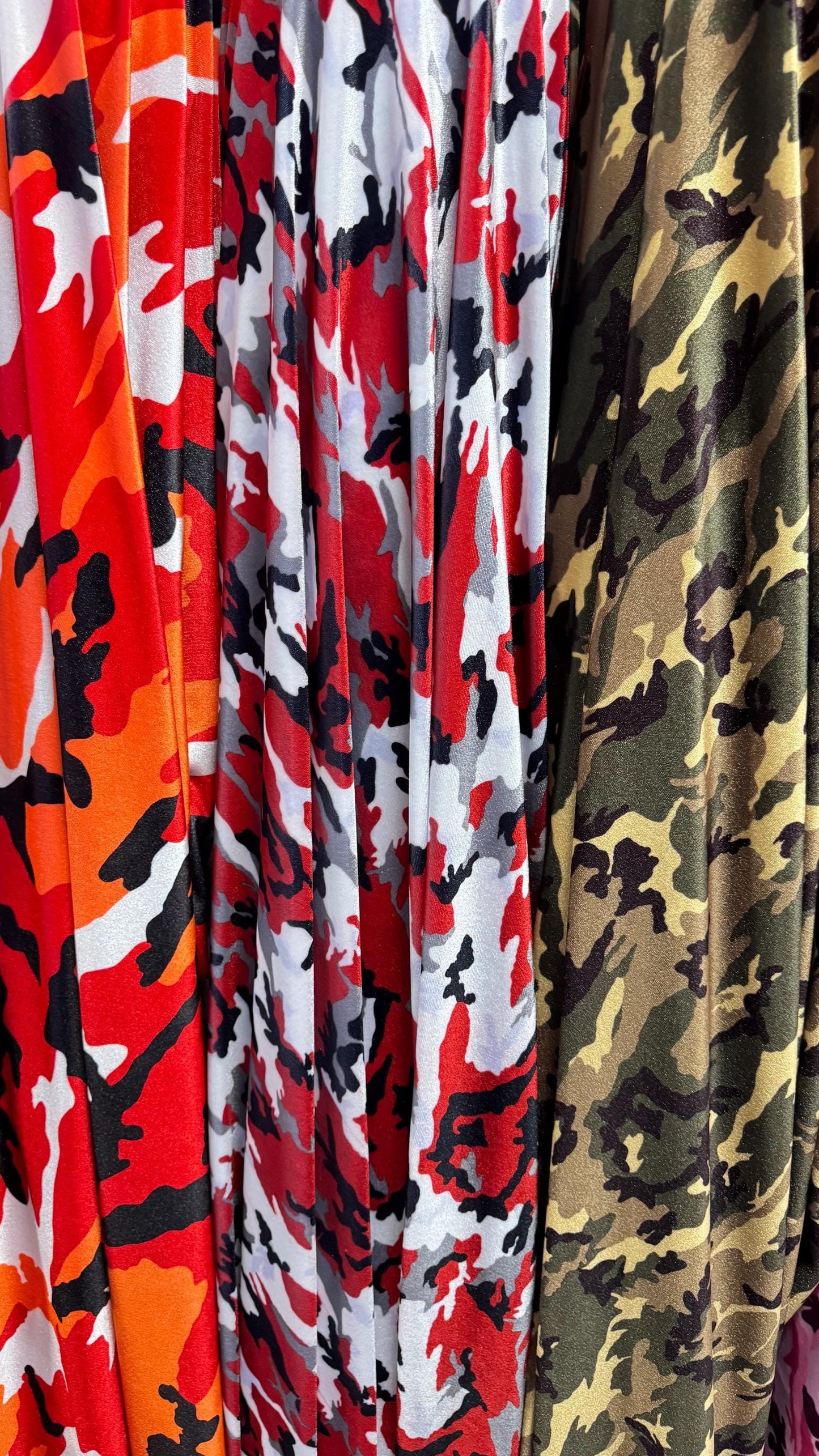 NEW Camouflage design print on great quality of stretch velvet 4-way stretch 58/60” Sold by the YD. Ships Worldwide from Los Angeles CA