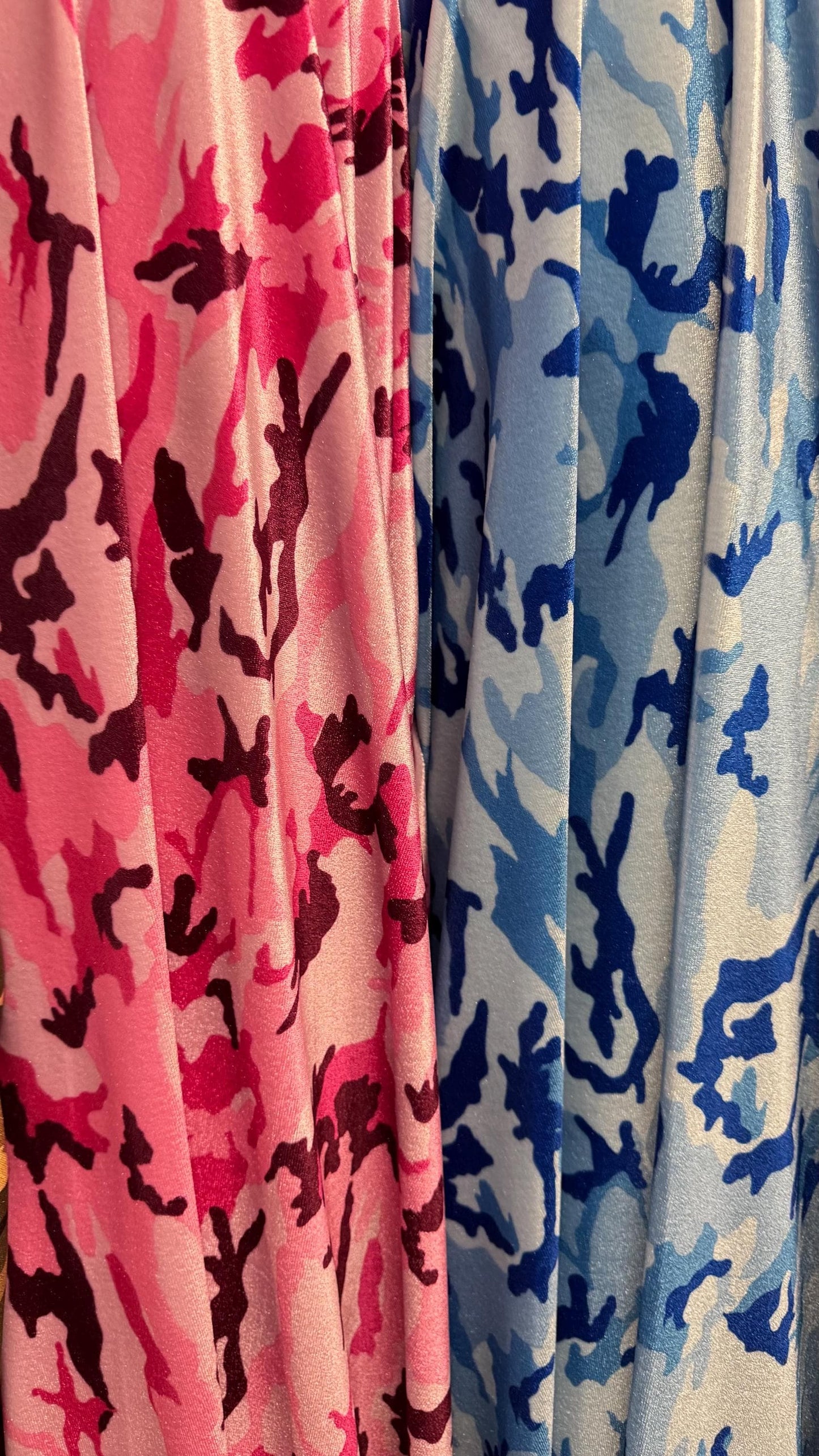NEW Camouflage design print on great quality of stretch velvet 4-way stretch 58/60” Sold by the YD. Ships Worldwide from Los Angeles CA