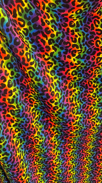 NEW Exotic Leopard design print on great quality of stretch velvet 4-way stretch 58/60” Sold by the YD. Ships Worldwide from Los Angeles CA