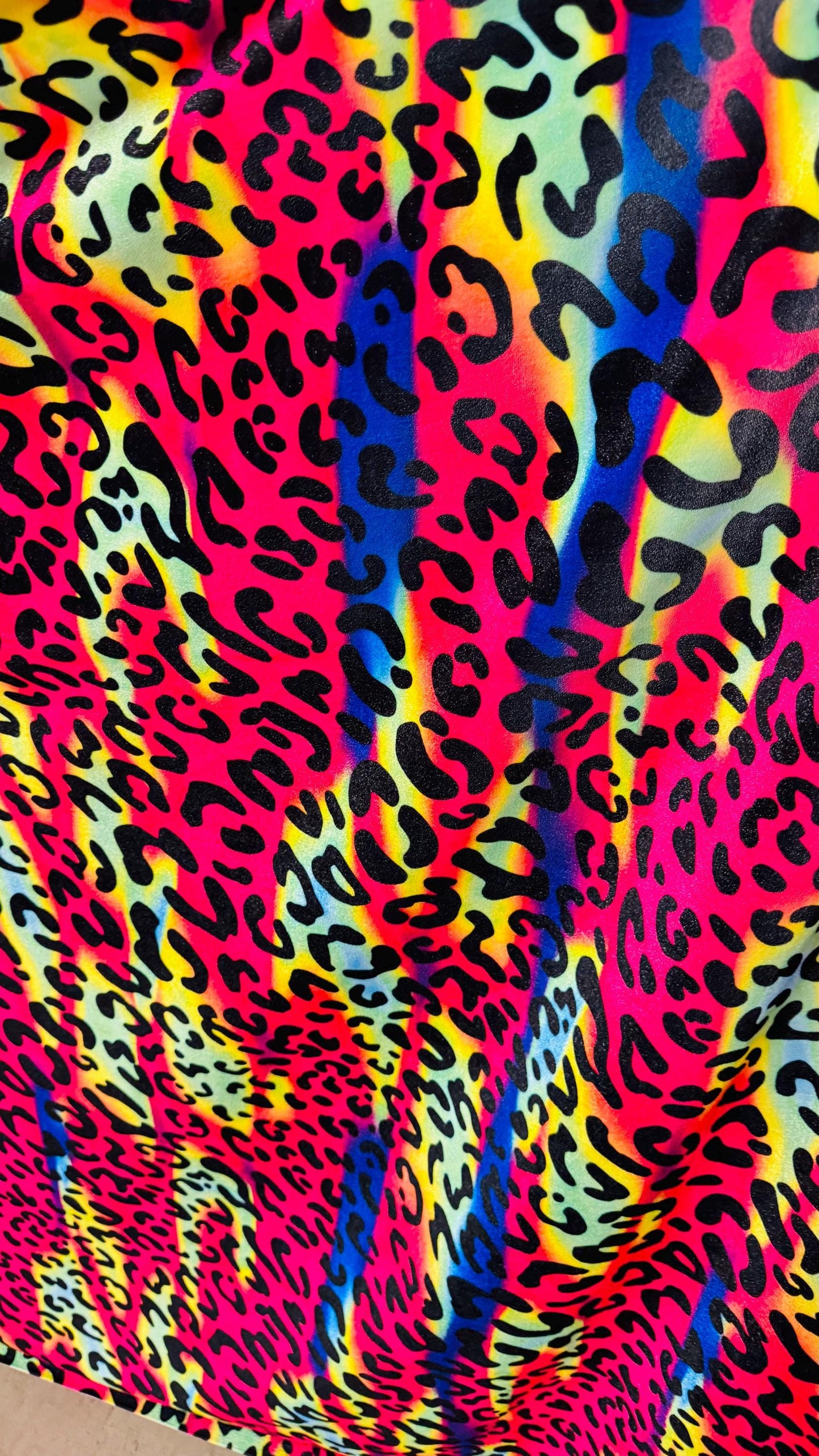 New Leopard design with vivid rainbow colors  on heavy stretch velvet 4way stretch 58/60" Sold by the YD. Ships worldwide from Los Ángeles