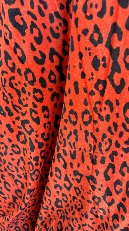 New Exotic Tiger and Leopard design print on stretch velvet best quality 58/60” Sold by the YD. Ships worldwide from Los Angeles California
