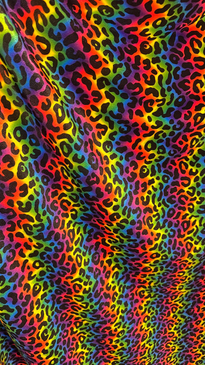 NEW Exotic Leopard design print on great quality of stretch velvet 4-way stretch 58/60” Sold by the YD. Ships Worldwide from Los Angeles CA
