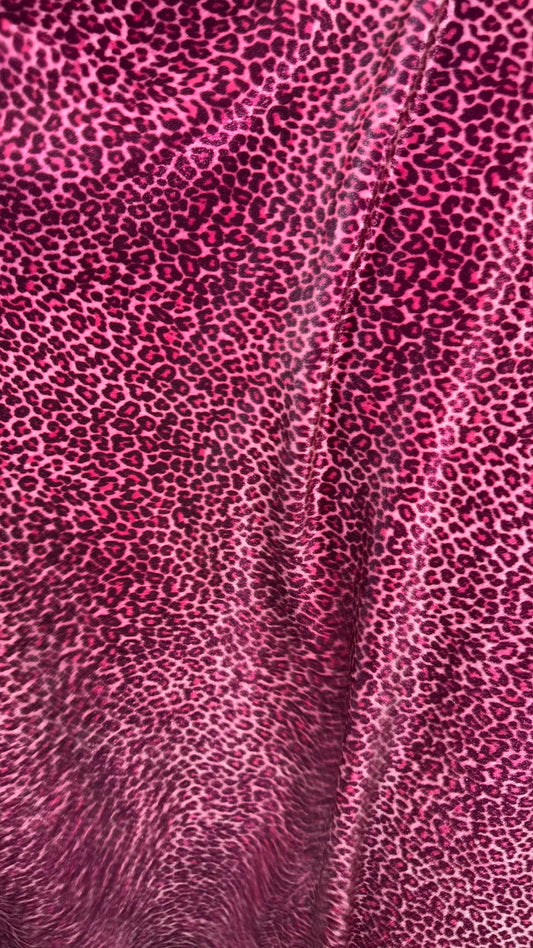 Wild Cheetah design small size print on great quality of stretch velvet 4-way stretch 58/60” Sold by the YD. High quality fabrics by AlexLAF