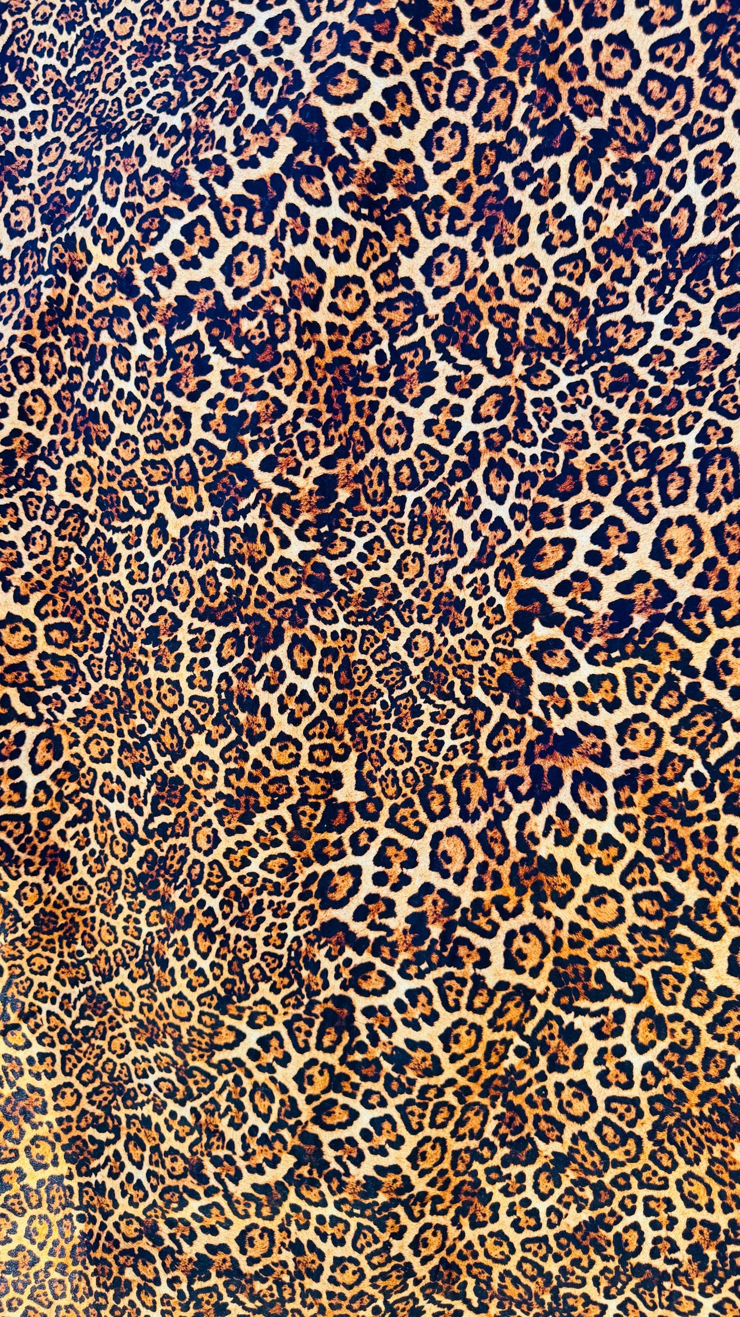Wild Jaguar design print on great quality of cotton twill  Non Stretch 50”/52” Sold by the YD. Ships Worldwide from Los Angeles California