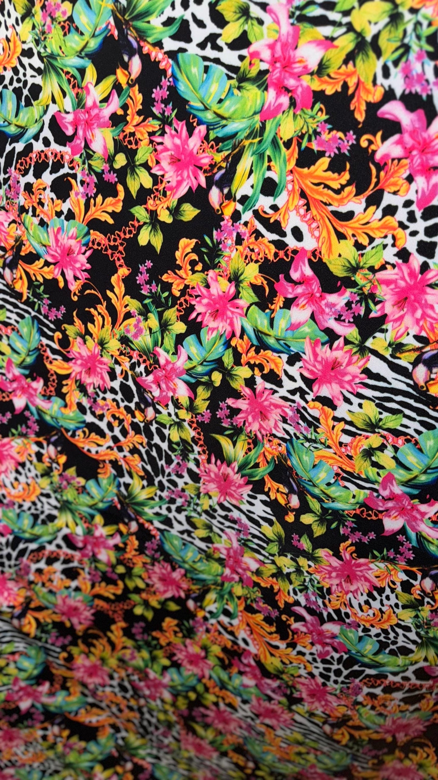 New Tropical Safari design print on great quality of Nylon spandex 4-way stretch 58/60” Sold by the YD. Ships worldwide from Los Angeles
