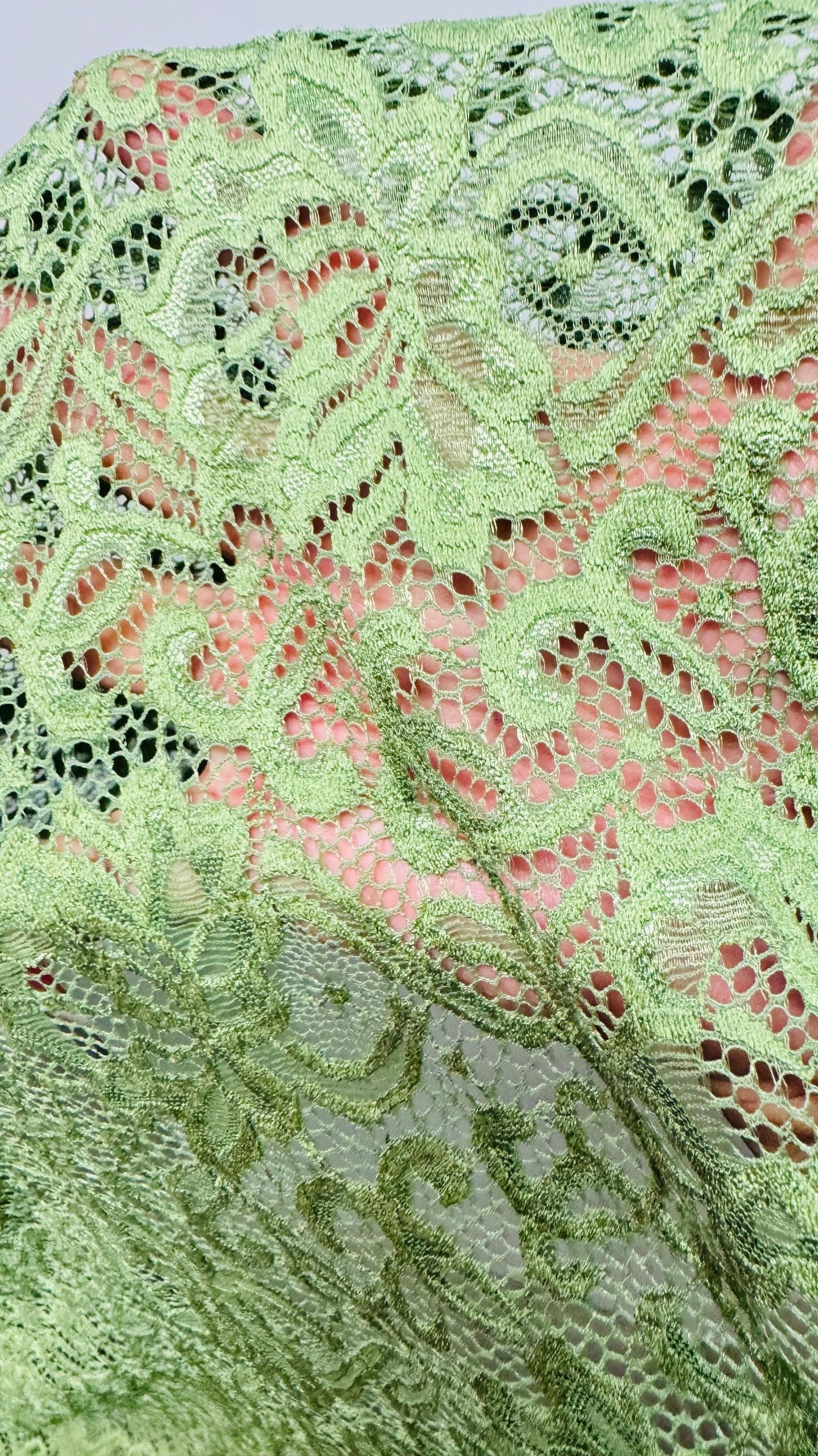 New Victoria Sage Stretch lace design best quality of stretch lace 55/57” Sold by the YD. Ships Worldwide from Los Ángeles California USA
