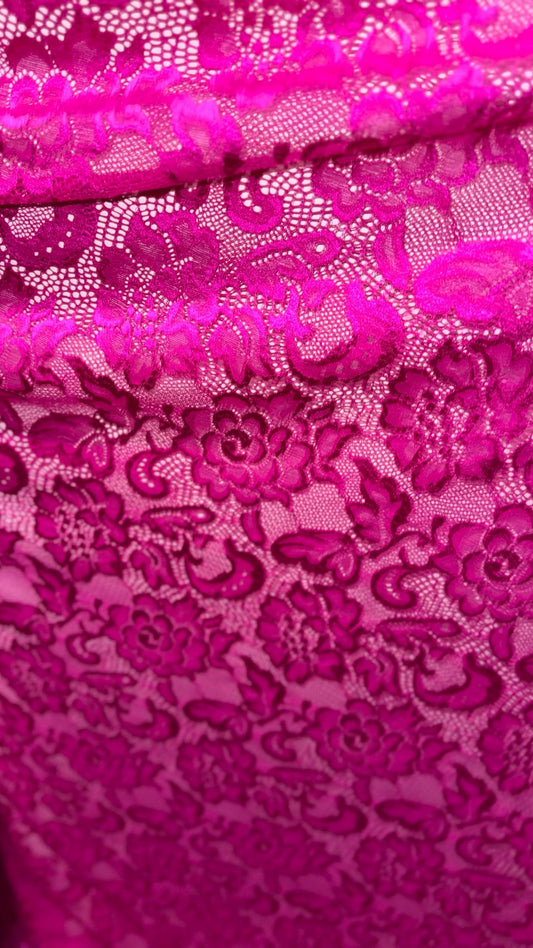 New Victoria Stretch lace design best quality of Magenta stretch lace 55/57” Sold by the YD. Ships Worldwide from Los Ángeles California USA