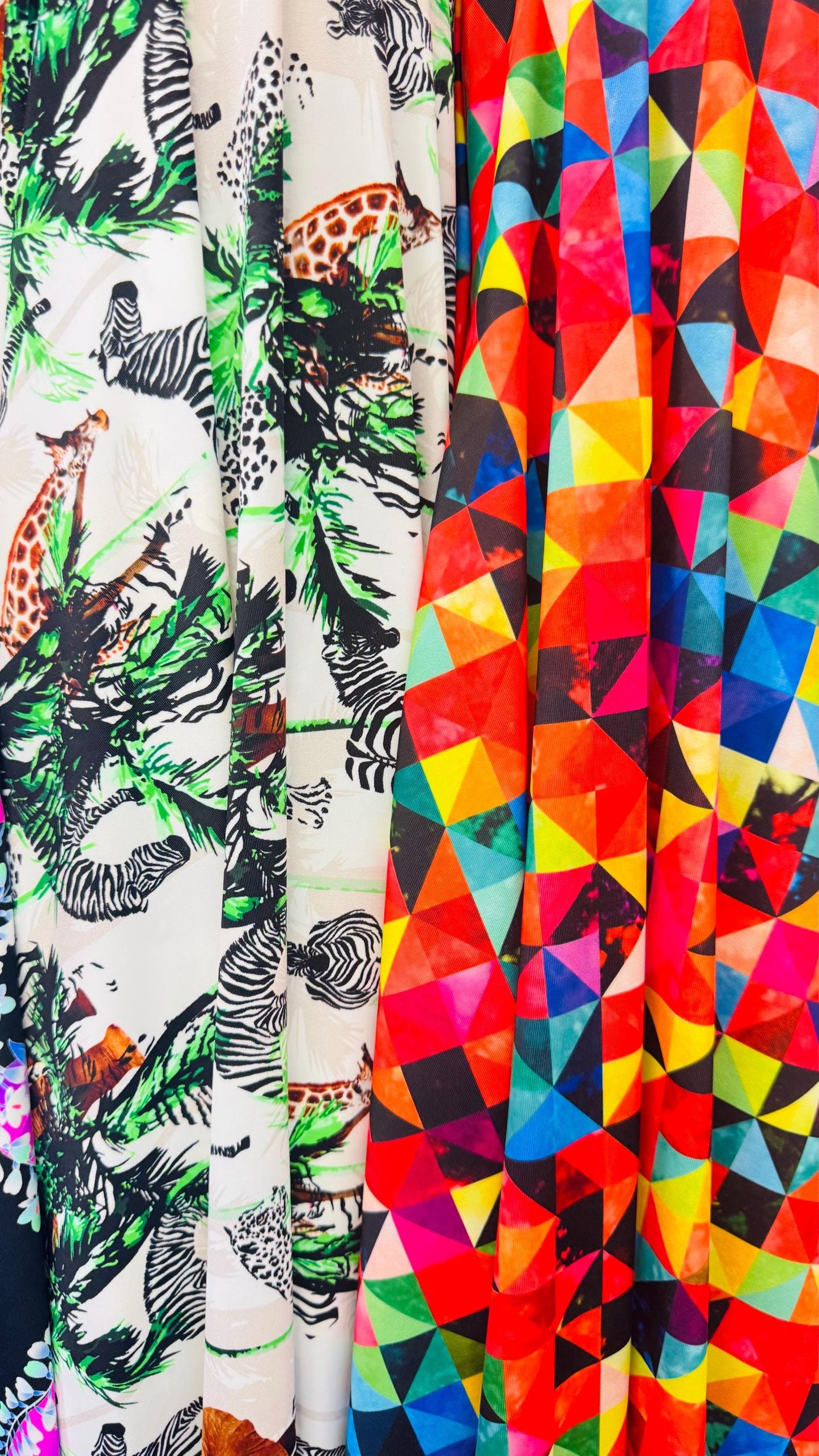 Various designs multicolor print on great nylon spandex 4way stretch 58/60" Sold by the yd. Ships worldwide from Los Angeles California USA.