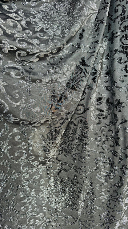 NEW Royal design Metallic burnout spandex velvet 4-way stretch 58/60” Sold by the YD. Ships worldwide from Los Angeles California USA.