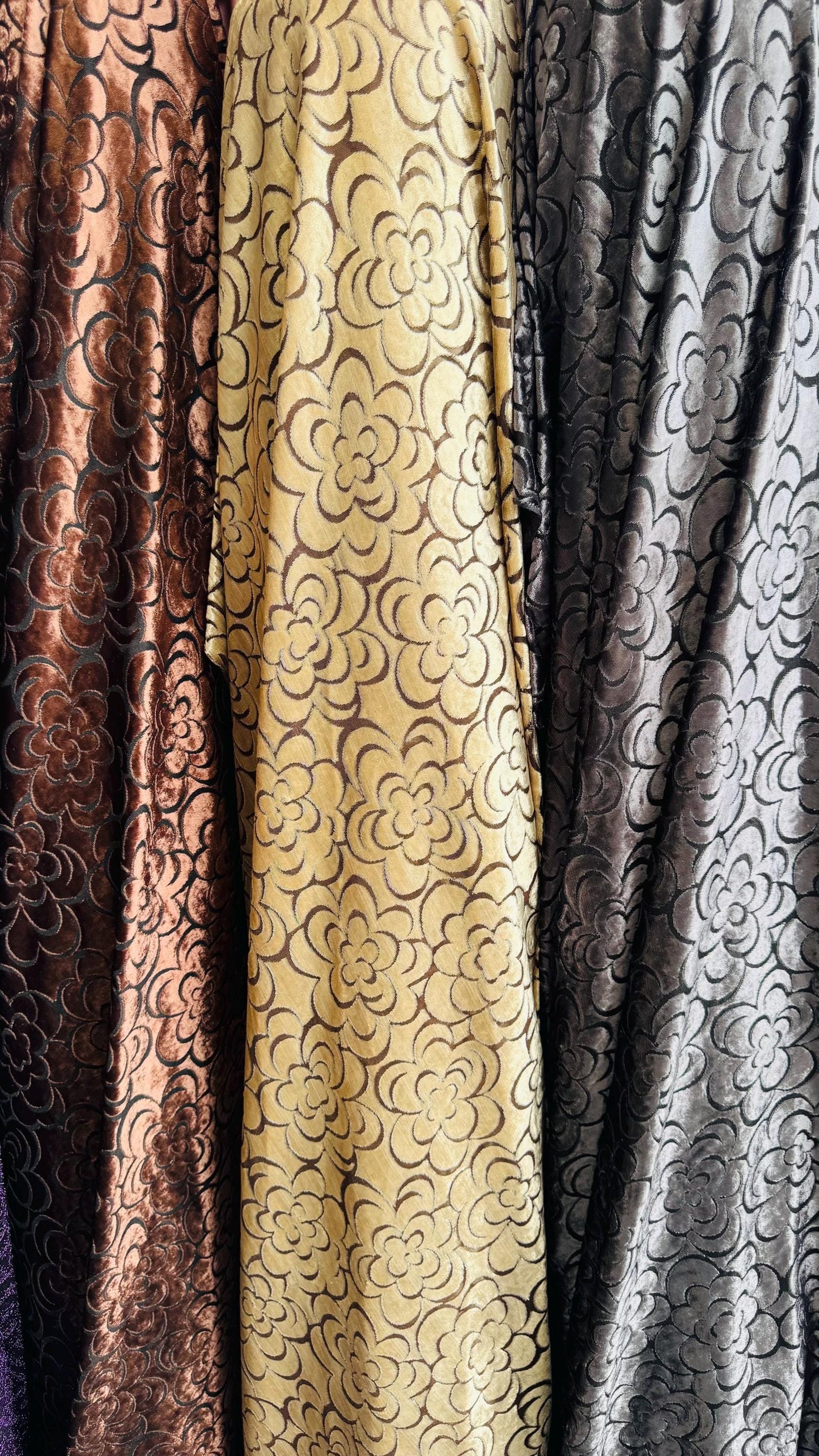 Burnout stretch velvet floral design  Italian High quality 4way stretch 58/50" Sold by the YD. Ships worldwide from Los Angeles California