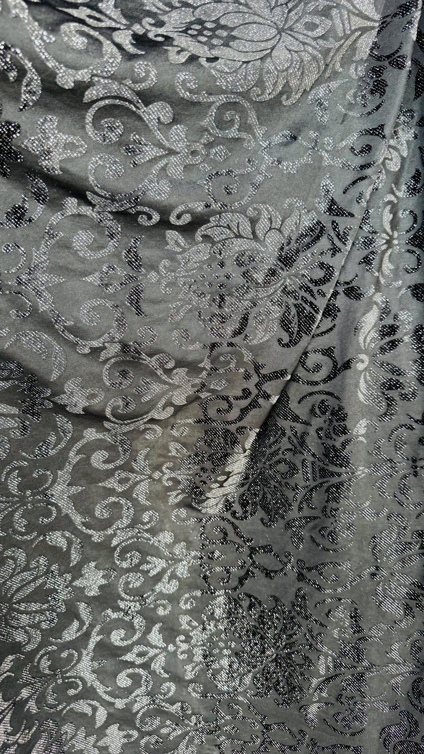 NEW Royal design Metallic burnout spandex velvet 4-way stretch 58/60” Sold by the YD. Ships worldwide from Los Angeles California USA.