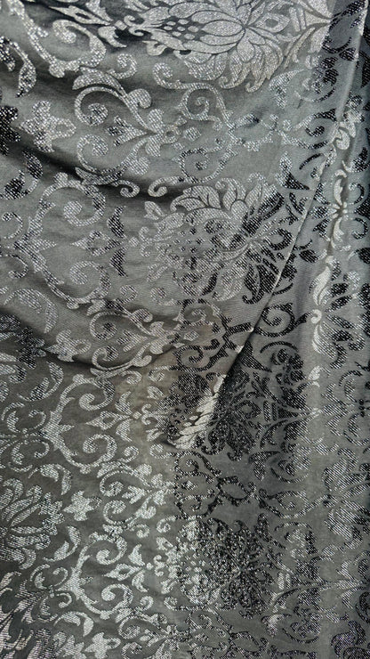 NEW Royal design Metallic burnout spandex velvet 4-way stretch 58/60” Sold by the YD. Ships worldwide from Los Angeles California USA.
