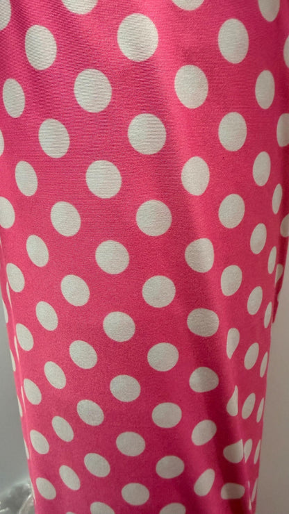 Polka dots design Bubblegum/White print on poly spandex 4-way stretch 58/60” Sold by the YD. Ships Worldwide from Los Ángeles California USA