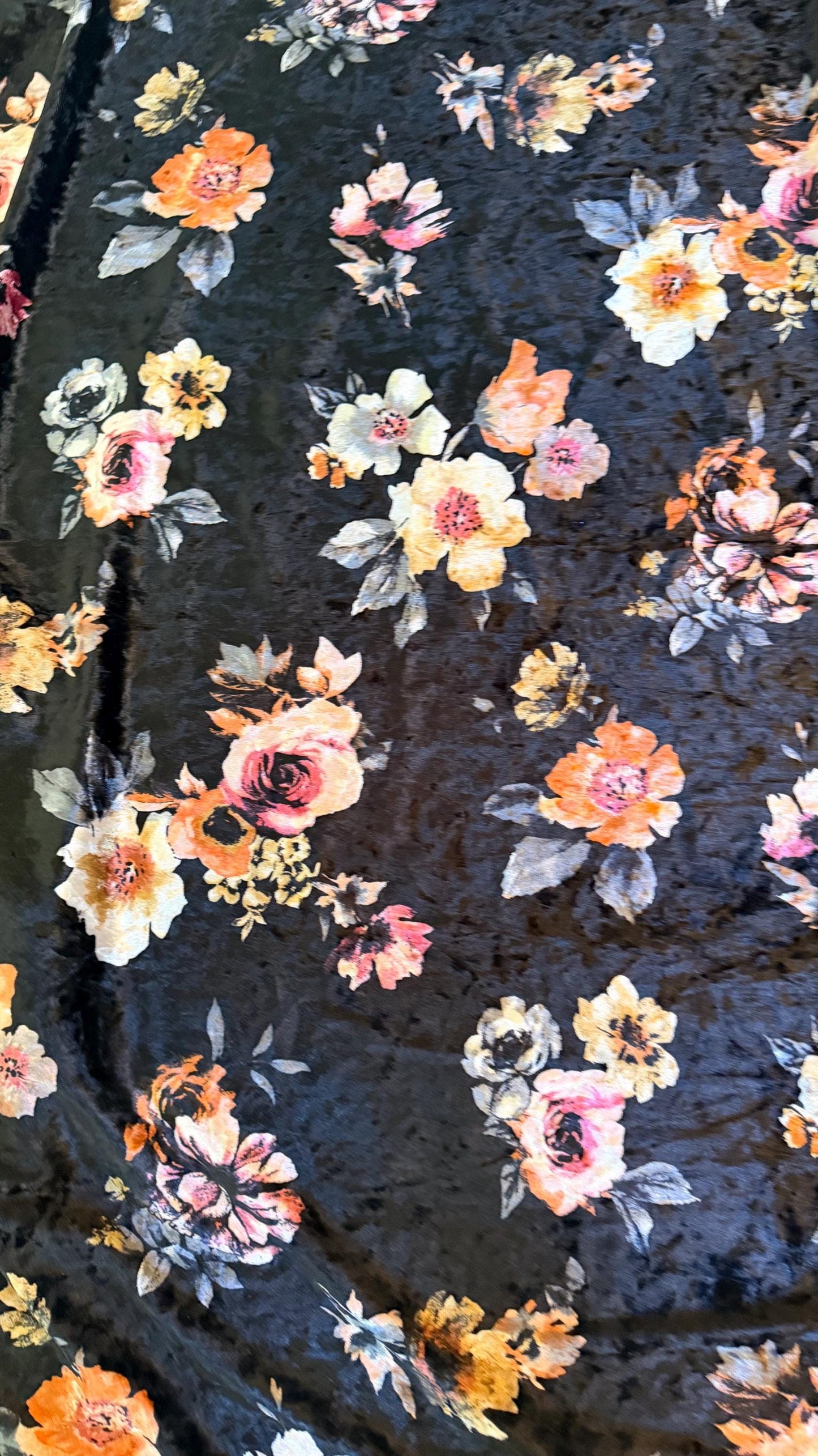 New Stretch velvet Romantic flower design black/multi 2way Stretch 58/60" Sold by the YD. Ships worldwide from Los Ángeles California USA.