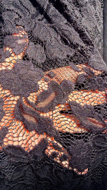 New Victoria Stretch lace design best quality of stretch lace 4-way 55/57” Sold by the YD. Ships Worldwide from Los Ángeles California USA