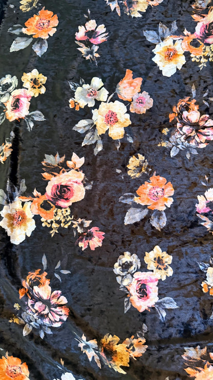 New Stretch velvet Romantic flower design black/multi 2way Stretch 58/60" Sold by the YD. Ships worldwide from Los Ángeles California USA.