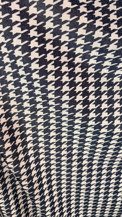 Houndstooth design Silver/Black on Metallic Lurex spandex 2-way stretch 58/60” High quality fabrics by AlexLAFabrics