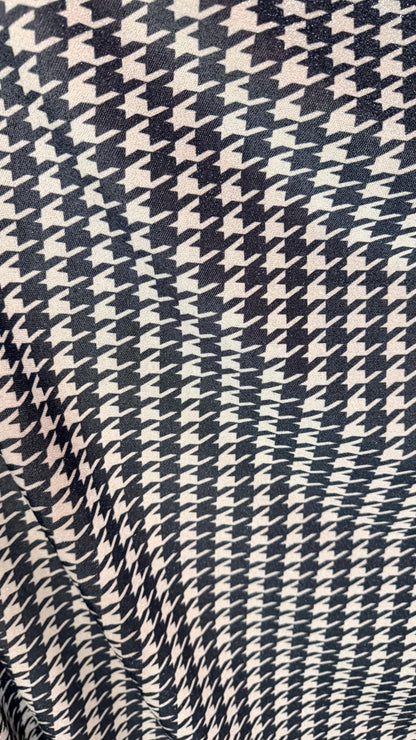 Houndstooth design Silver/Black on Metallic Lurex spandex 2-way stretch 58/60” High quality fabrics by AlexLAFabrics
