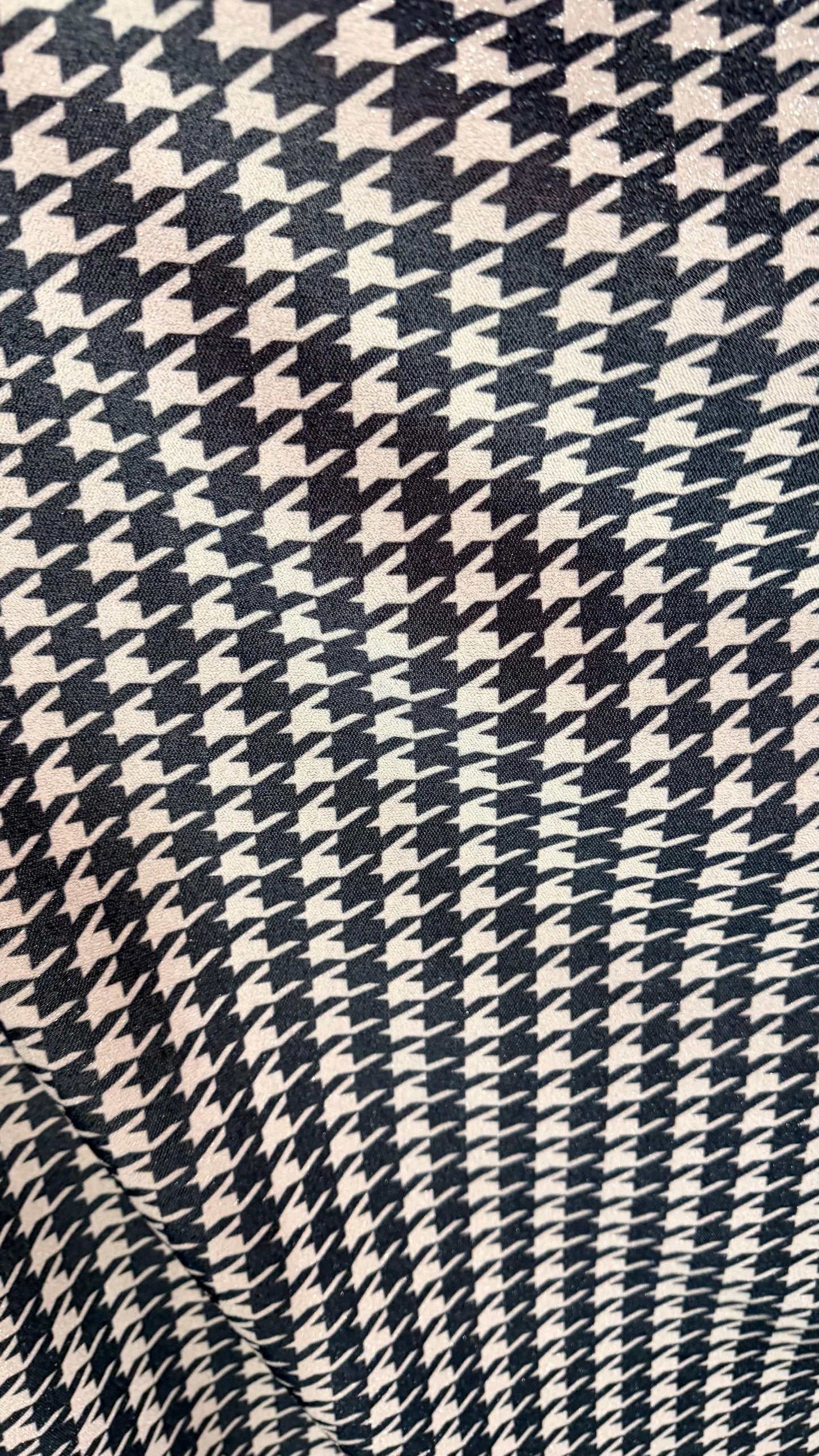 Houndstooth design Silver/Black on Metallic Lurex spandex 2-way stretch 58/60” High quality fabrics by AlexLAFabrics