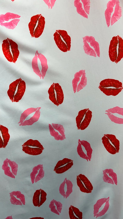 New Lips design print on great quality of poly spandex 4-way stretch 58/60” Sold by the YD. Ships Worldwide from Los Angeles California USA