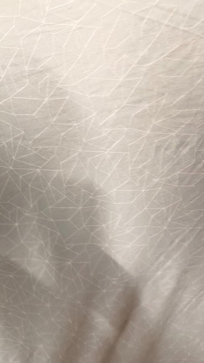 New 3D Spin geometric design on great quality of nylon spandex 4-way stretch 58/60” Sold by the YD. Ships worldwide from Los Ángeles Califor