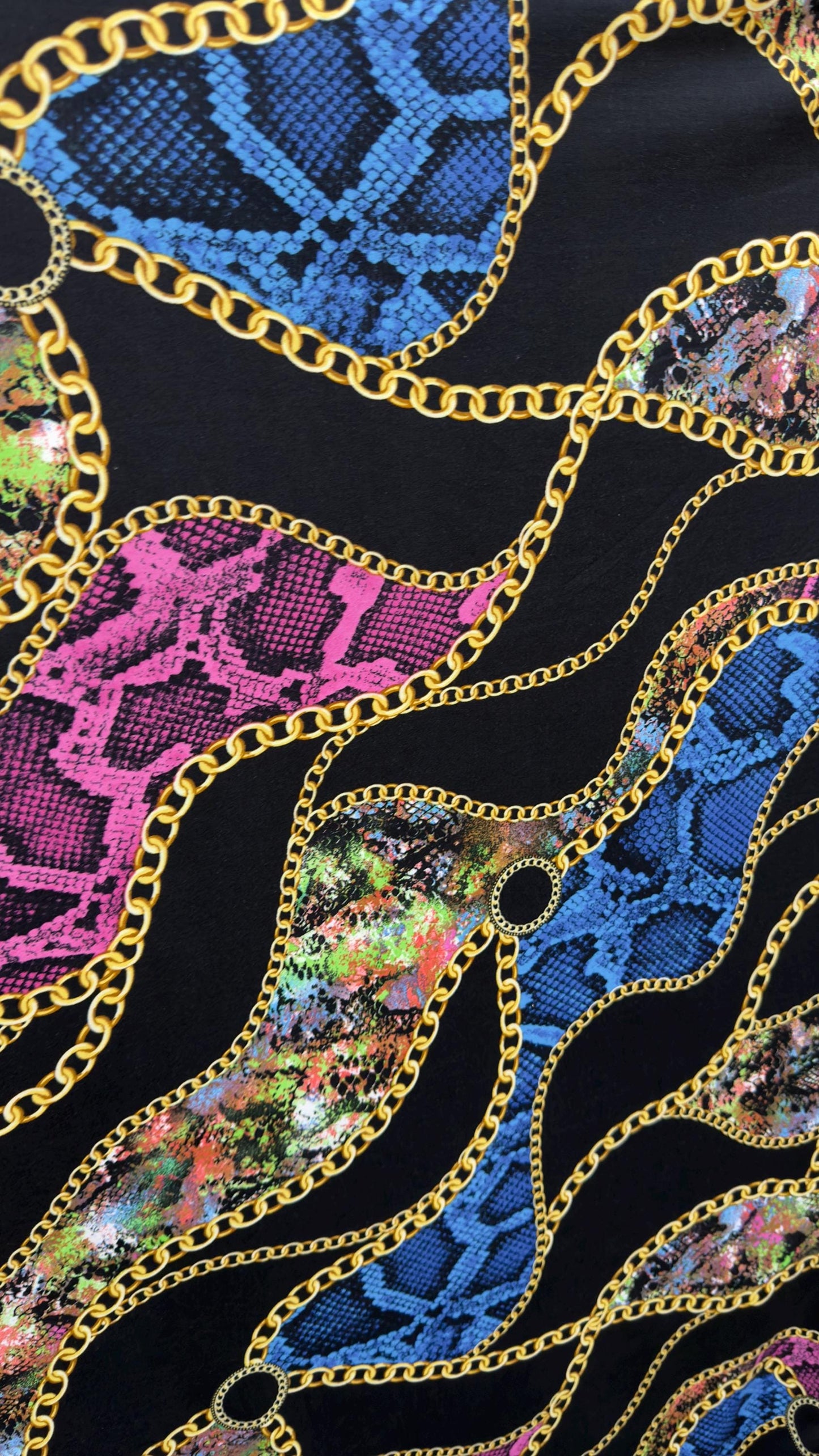New brand fashion chain design print on great quality of cotton  spandex 4-way stretch 58/60” Sold by the YD.