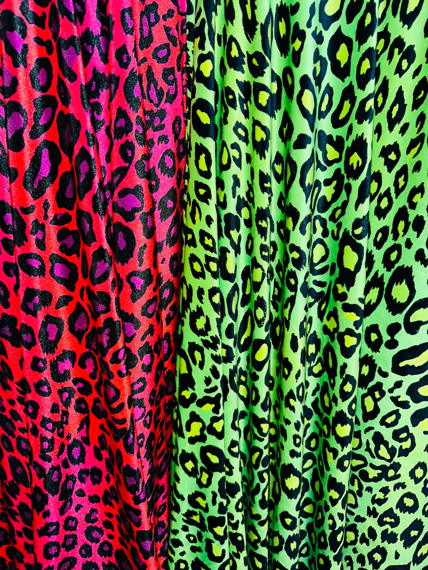 Wildcat Leopard design print on great quality of stretch velvet 4-way stretch 58/60”