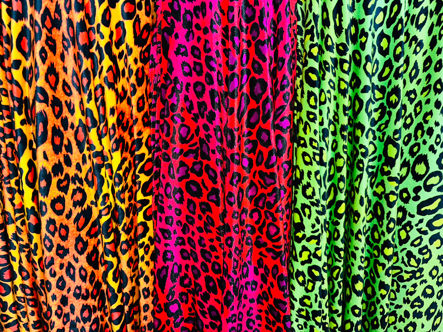 Wildcat Leopard design print on great quality of stretch velvet 4-way stretch 58/60”