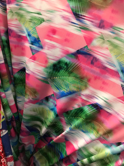 Hawaiian print on nylon spandex 4way Stretch 58/60" Sold by the YD. Ships worldwide from Los Ángeles California USA.