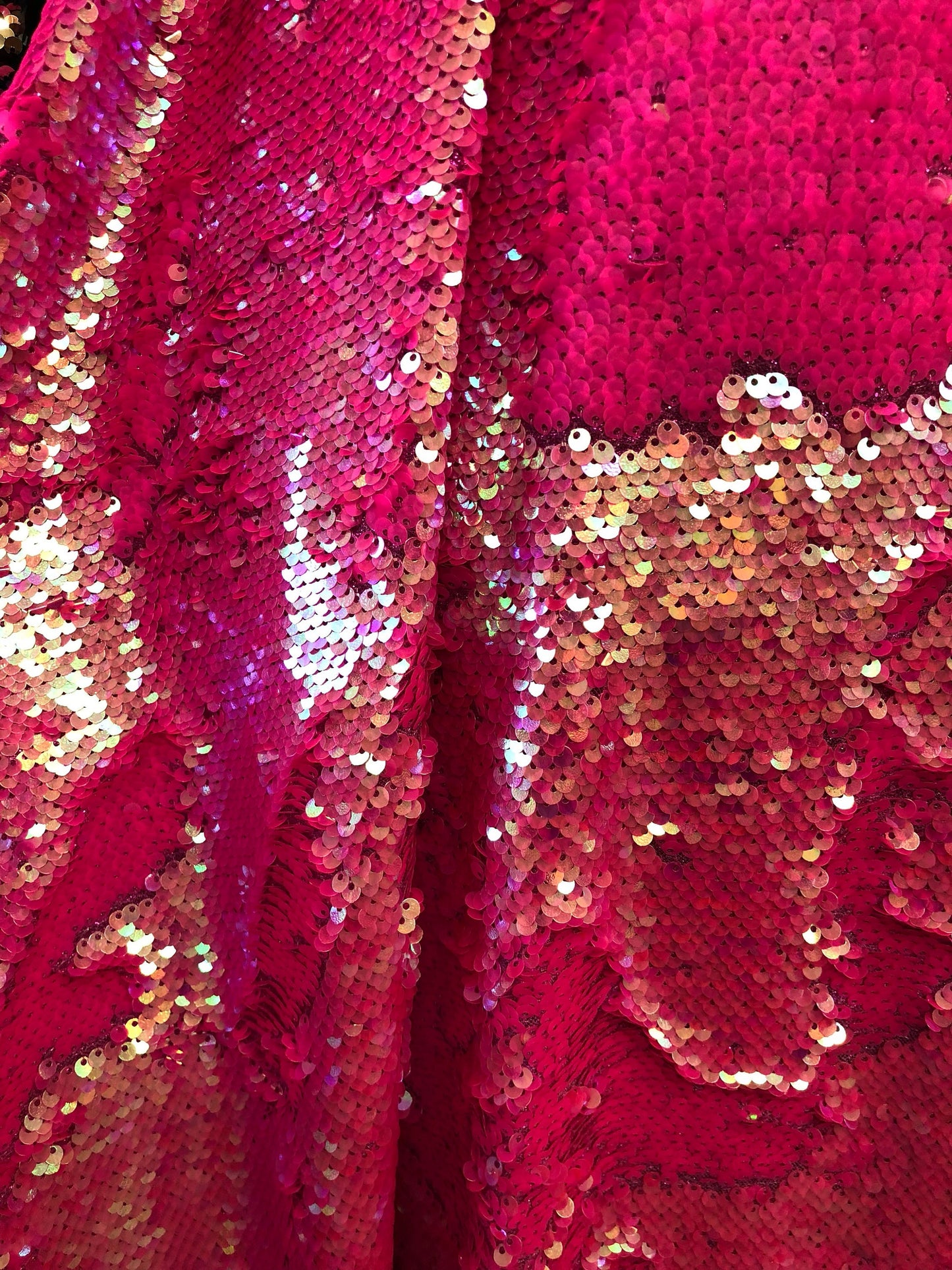 New mermaid sequins with metallic foil stretch base neon pink 2way stretch 58/60" Sold by the YD. Ships worldwide from Los Angeles CA USA.