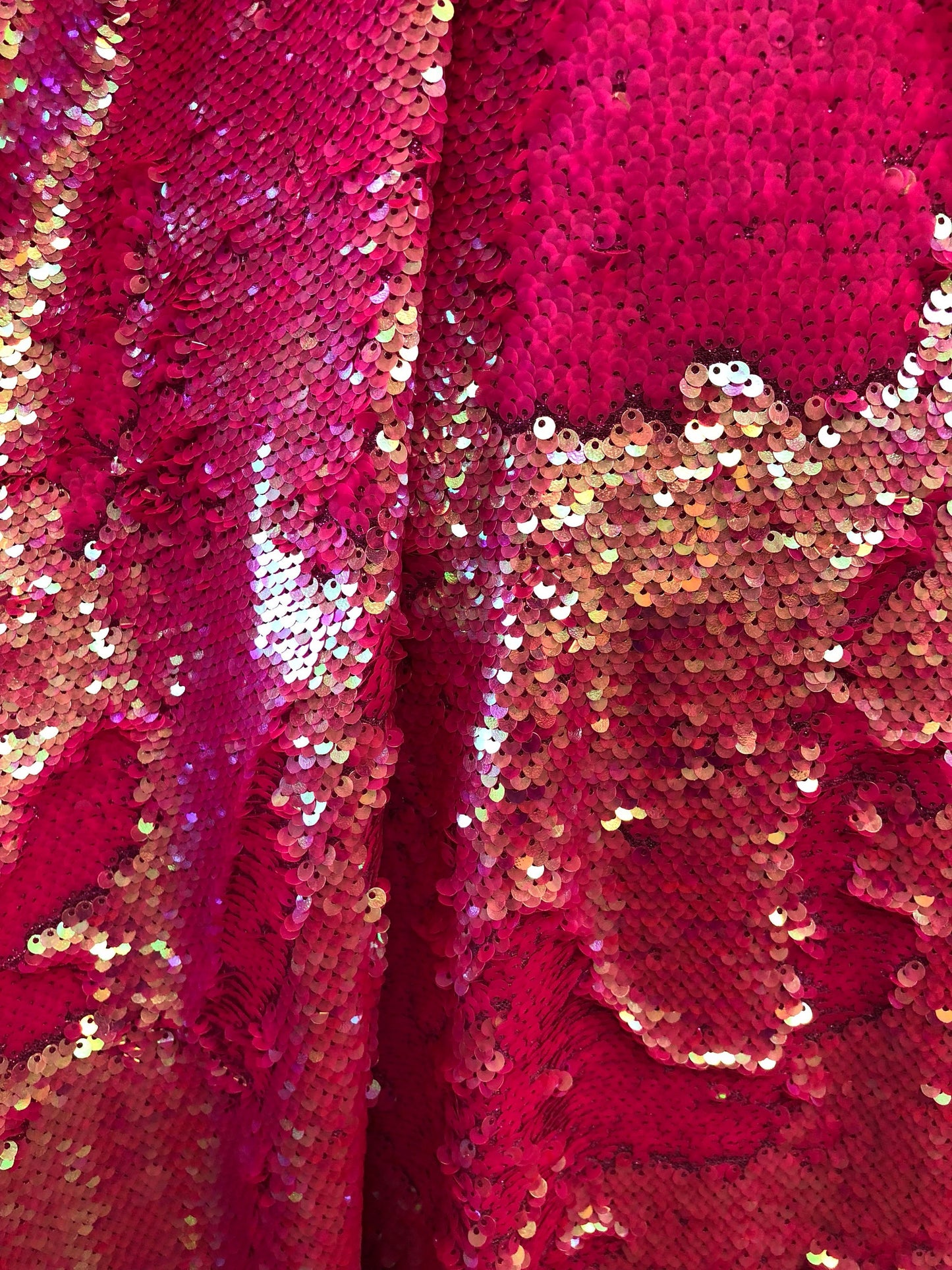 New mermaid sequins with metallic foil stretch base neon pink 2way stretch 58/60" Sold by the YD. Ships worldwide from Los Angeles CA USA.