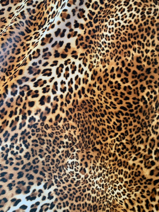 Leopard design print on good quality stretch velvet 4way 58/60" Sold by the YD. Ships worldwide from Los Angeles California USA.