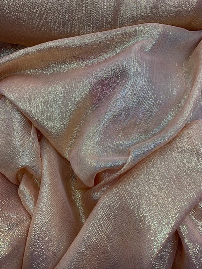 Silk metallic chiffon  Blush/gold  2way Stretch 44/45" Sold by the YD. Ships worldwide from Los Ángeles California USA.