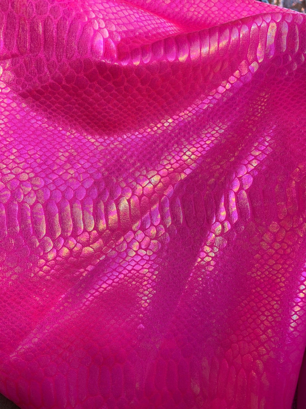 New Iridescent cobra snake design with clear ilusión foil print on heavy nylon spandex 4way stretch-Hologram spandex 58/60" Sold by the YD.