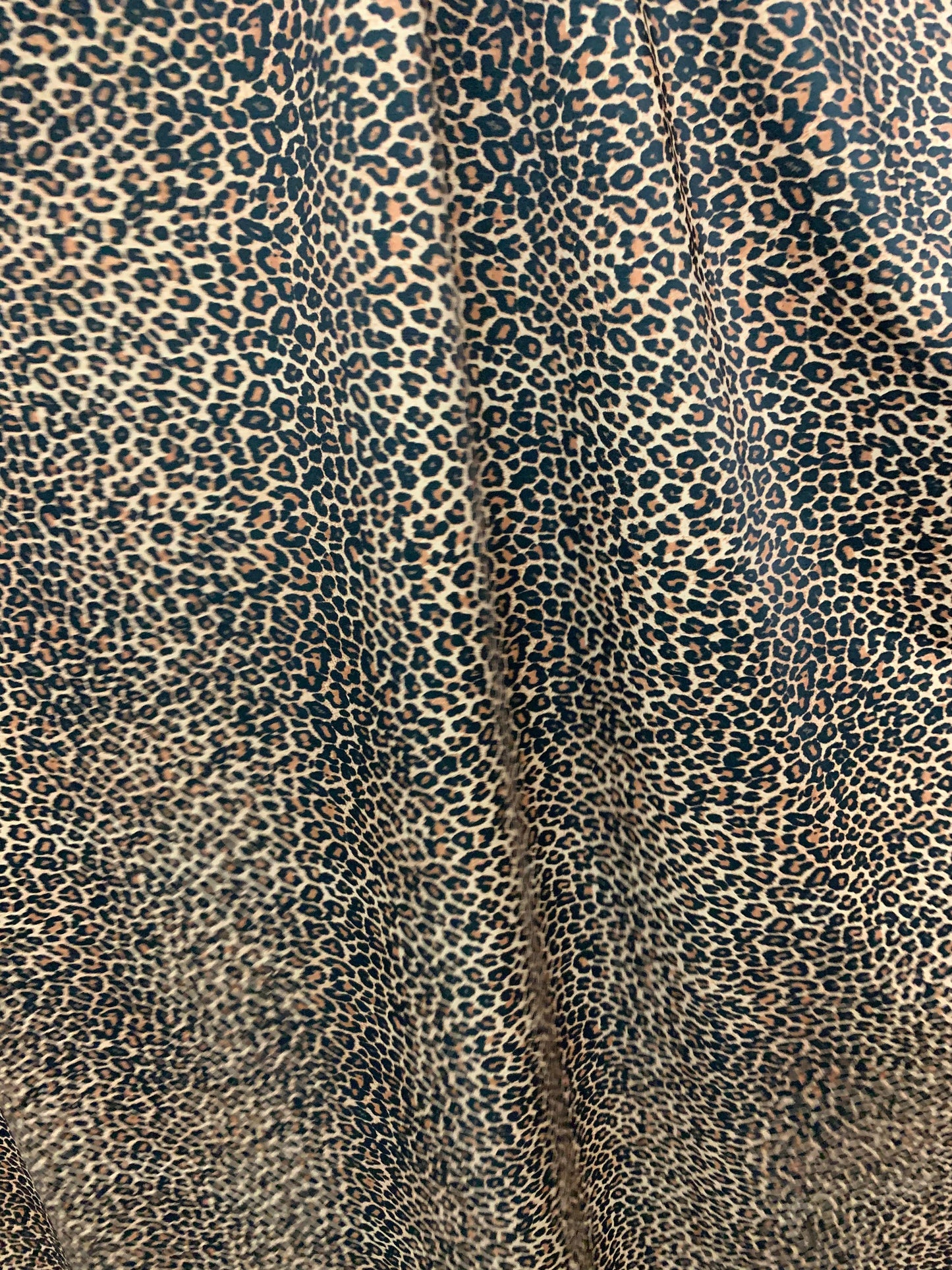 New Leopard Design Small Size Print On Nylon Spandex 4-Way 58/60" Sold By The YD. Ships Worldwide From Los Ángeles California USA.