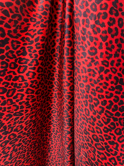 New Exotic leopard design heavy stretch velvet 4-way stretch 58/60” Sold by the YD. Ships worldwide from Los Angeles California USA.