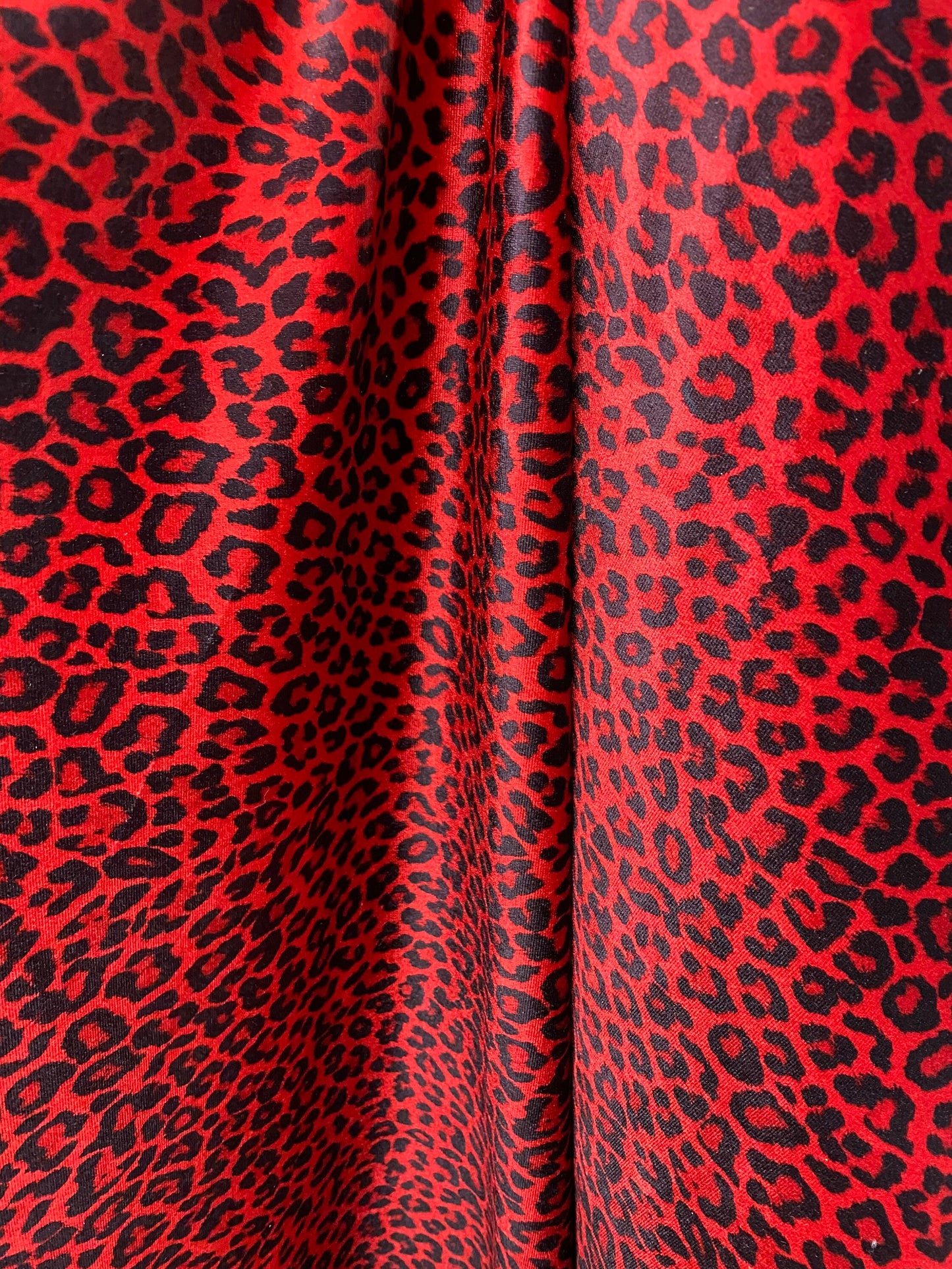 New Exotic leopard design heavy stretch velvet 4-way stretch 58/60” Sold by the YD. Ships worldwide from Los Angeles California USA.