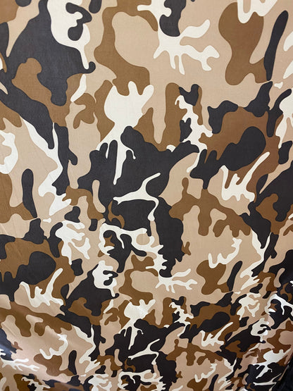 New camouflage design print on poly spandex 4-way stretch medium weight 58/60” Sold by the YD. Ships worldwide from Los Ángeles California.