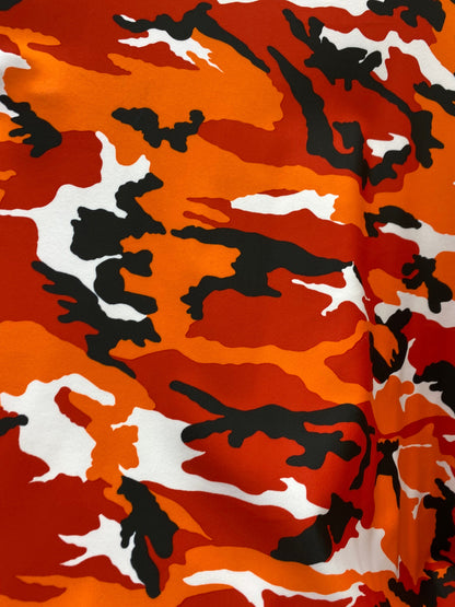 New camouflage print on nylon spandex 4-way stretch 58/60” Sold by the YD. Ships worldwide from Los Angeles California USA.