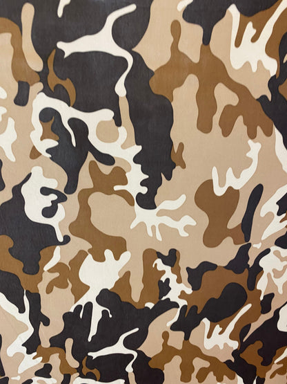 New camouflage design print on poly spandex 4-way stretch medium weight 58/60” Sold by the YD. Ships worldwide from Los Ángeles California.