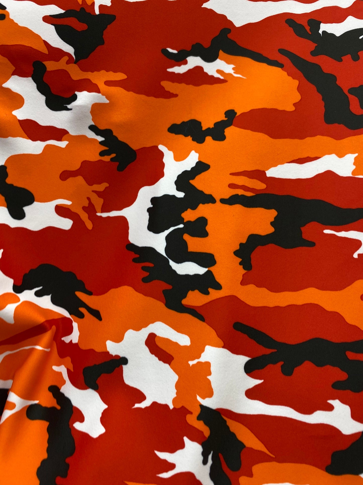 New camouflage print on nylon spandex 4-way stretch 58/60” Sold by the YD. Ships worldwide from Los Angeles California USA.