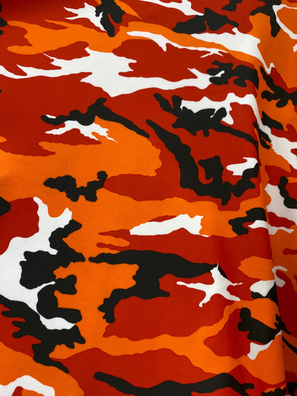 New camouflage print on nylon spandex 4-way stretch 58/60” Sold by the YD. Ships worldwide from Los Angeles California USA.