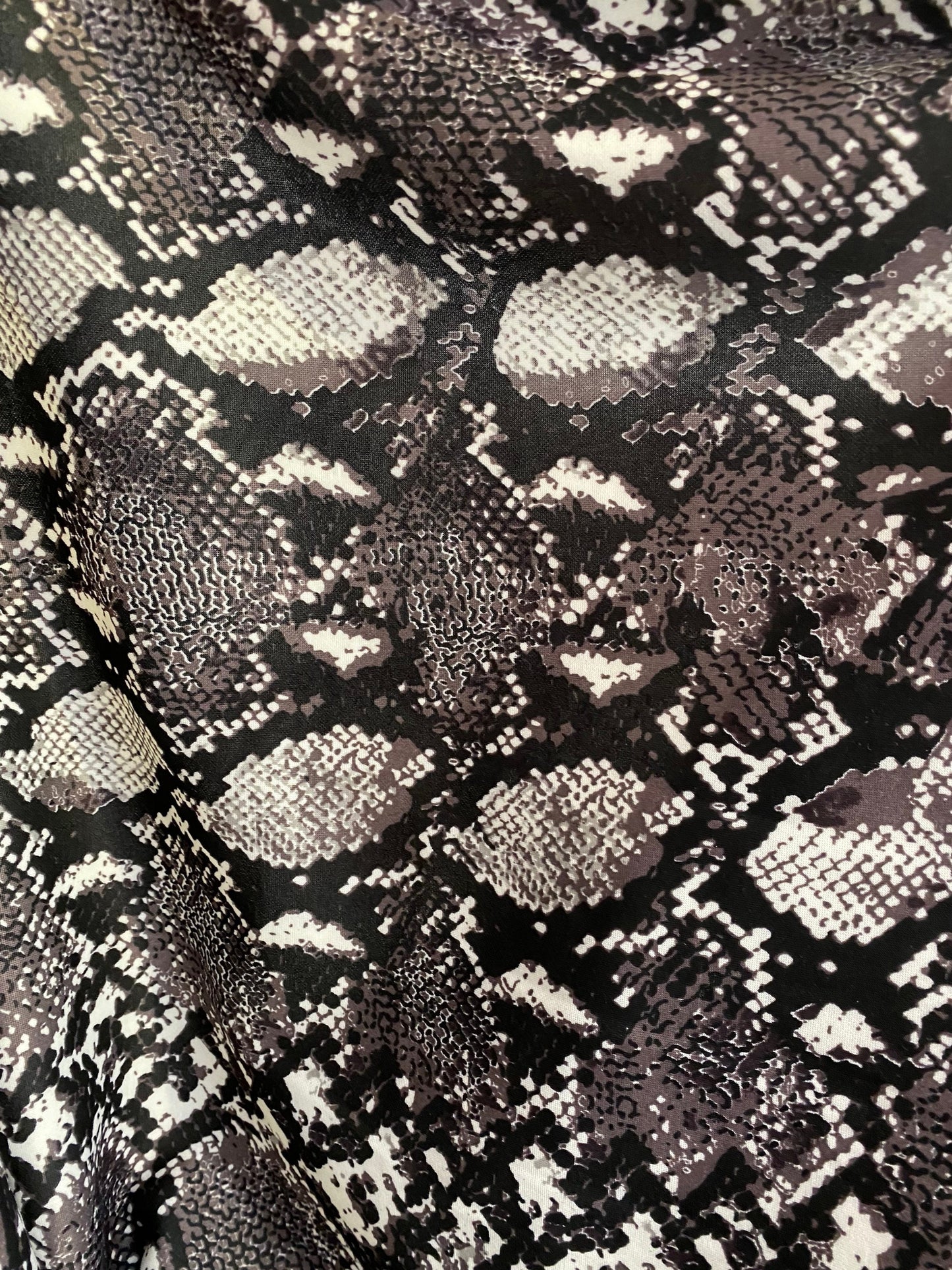 New Exotic snake design print on poly techno spandex 2-way stretch 58/60” Sold by the YD. Ships worldwide from Los Ángeles California USA.