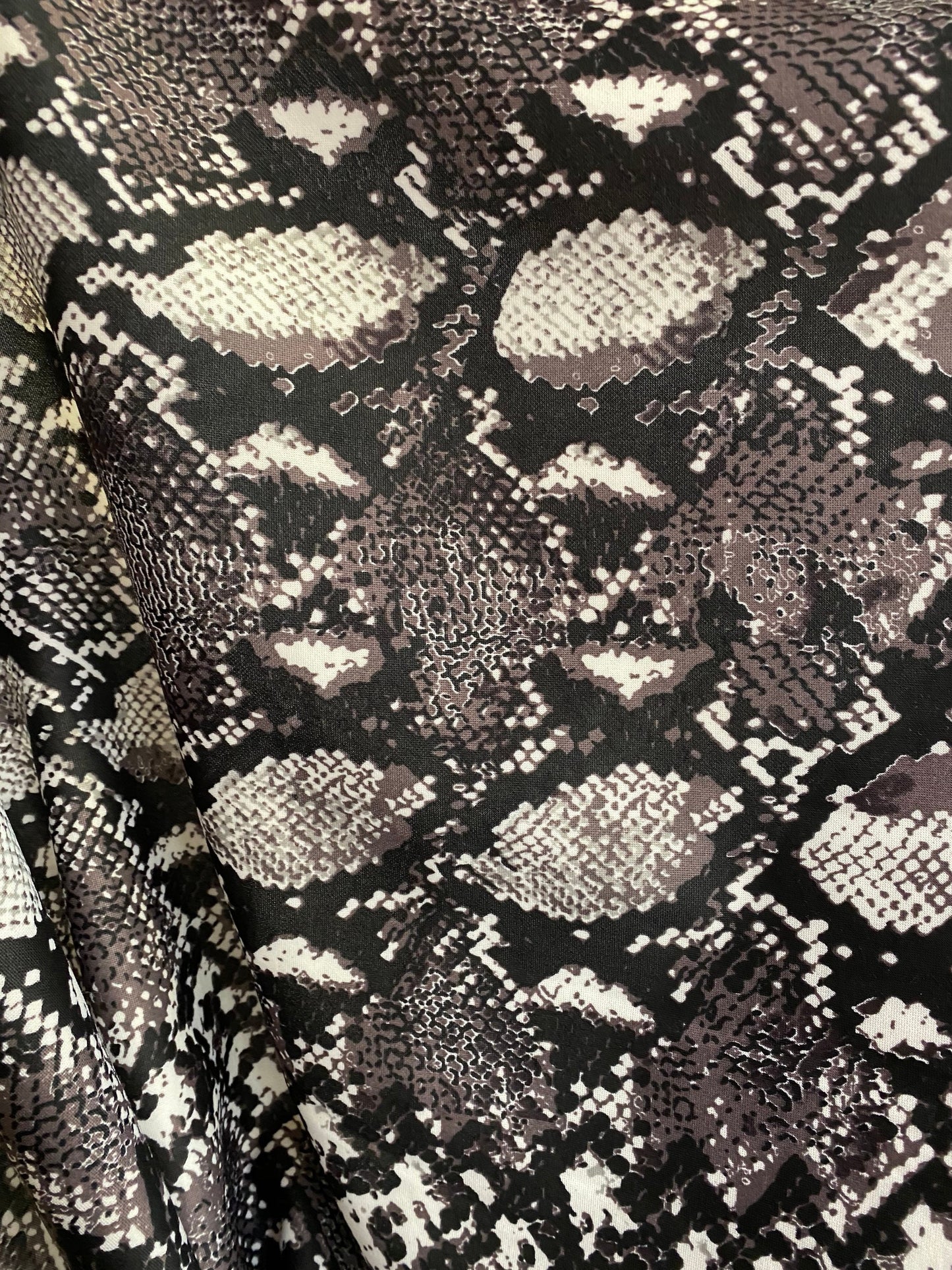 New Exotic snake design print on poly techno spandex 2-way stretch 58/60” Sold by the YD. Ships worldwide from Los Ángeles California USA.