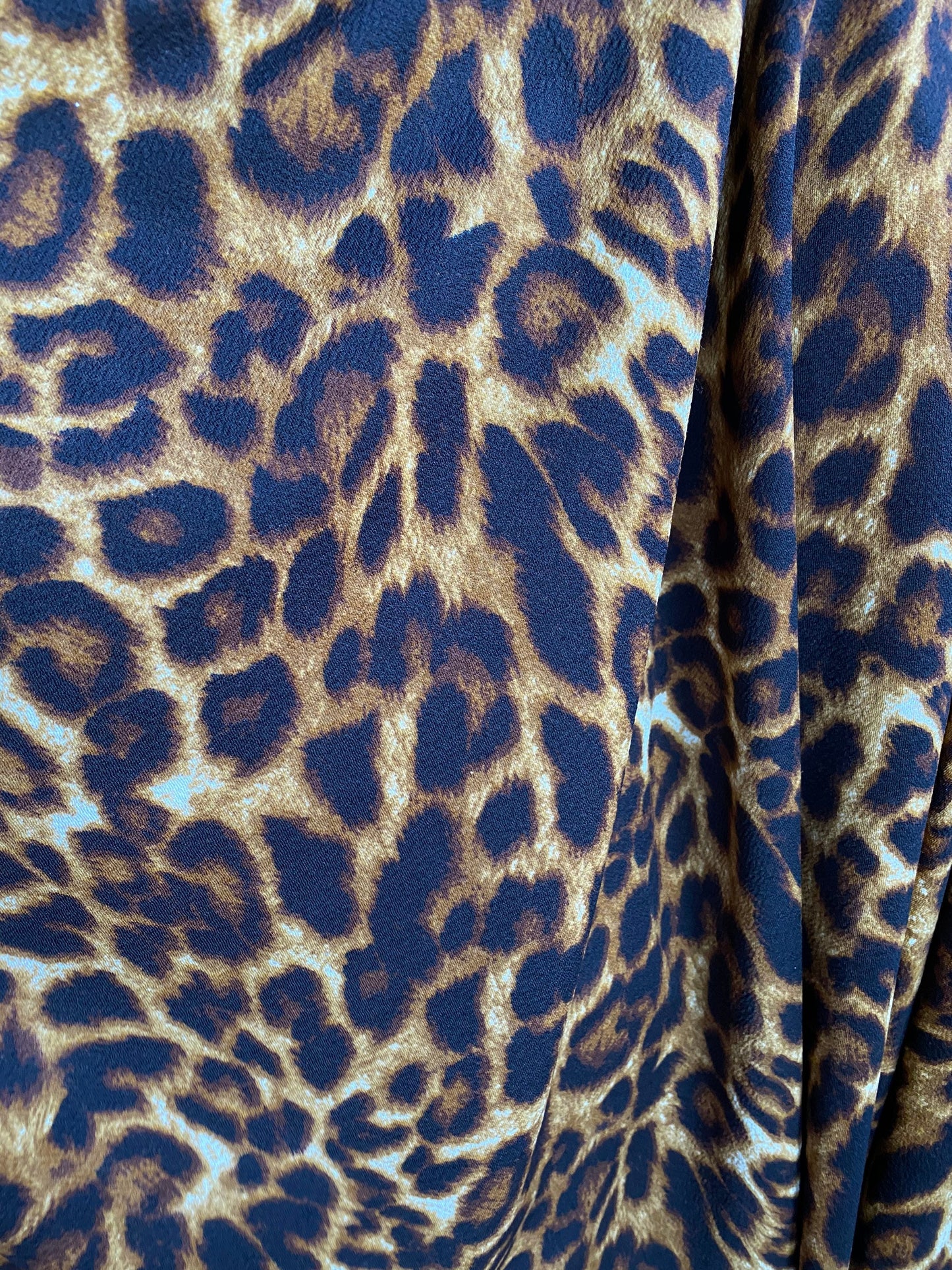 Exotic Leopard design print on great quality of poly spandex 4-way stretch 58/60” Sold by the YD. Ships Worldwide from Los Angeles cali