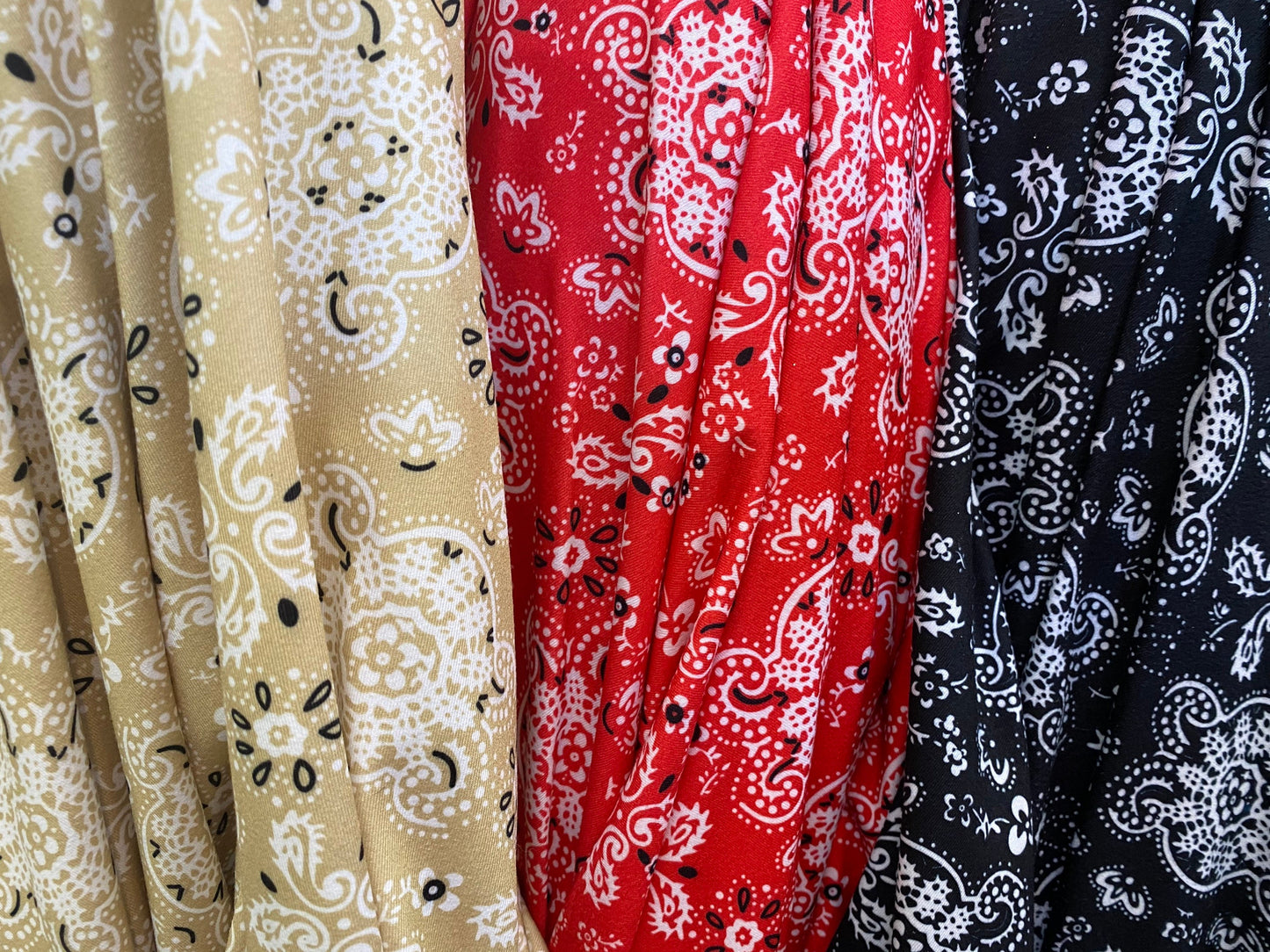 Bandanna paisley design print on great quality of knit spandex 4-way stretch 58/60” Sold by the YD. Ships worldwide from Los Angeles