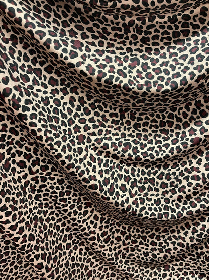 Exotic premium cheetah design print on best quality of nylon spandex 4-way stretch 58/60” Sold by the YD. Ships Worldwide from Los Angeles