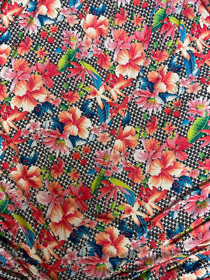 Multi Flower design print on great quality of Poly Spandex 4-way stretch 58/60” Sold by the YD. Ships Worldwide from Los Angeles California